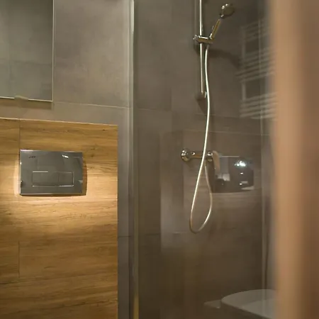 Alojamento de Acomodação e Pequeno-almoço Park 4*