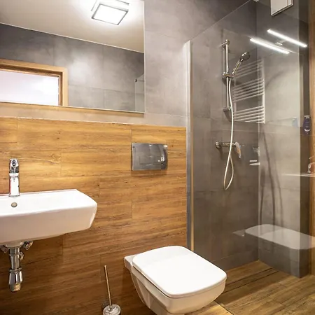 Alojamento de Acomodação e Pequeno-almoço Park 4*