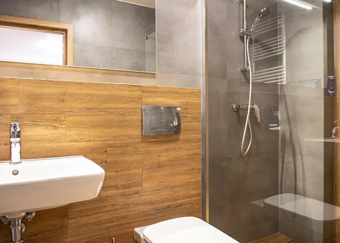 Alojamento de Acomodação e Pequeno-almoço Park 4*